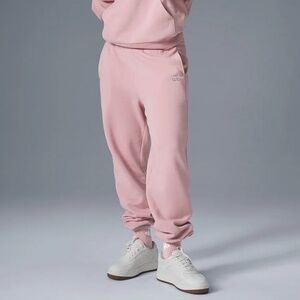 BALLET PINK // ALO YOGA Accolade Sweatpant, size small // Brand new, unopened!